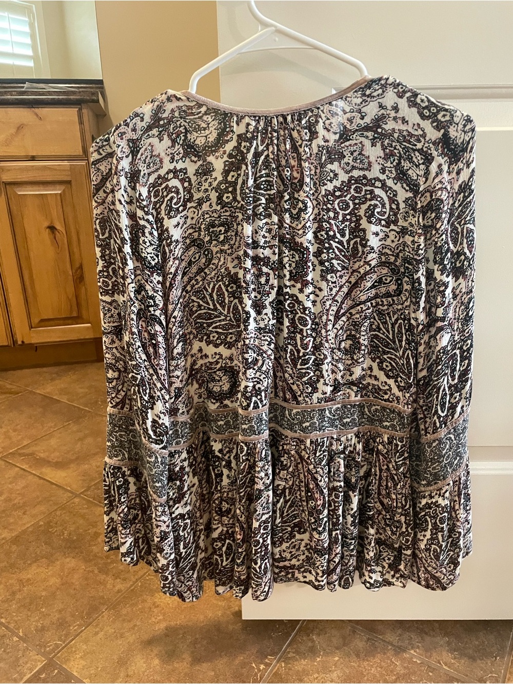 American Eagle Outfitters Lavender Paisley Tie-Neck Boho Tunic - Picture 6 of 6